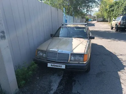 Mercedes-Benz E 230 1989 года за 1 400 000 тг. в Алматы – фото 2