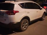 Toyota RAV4 2015 годаfor10 600 000 тг. в Петропавловск