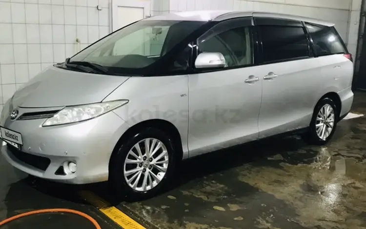 Toyota Previa 2010 года за 9 100 000 тг. в Актобе