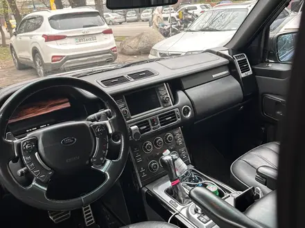 Land Rover Range Rover 2012 года за 15 000 000 тг. в Алматы – фото 17