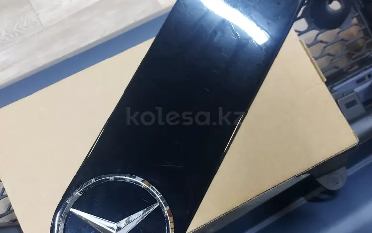 Накладка эмблема запаски на W463 Mercedes, G500, G63amg, G55amg за 30 500 тг. в Астана