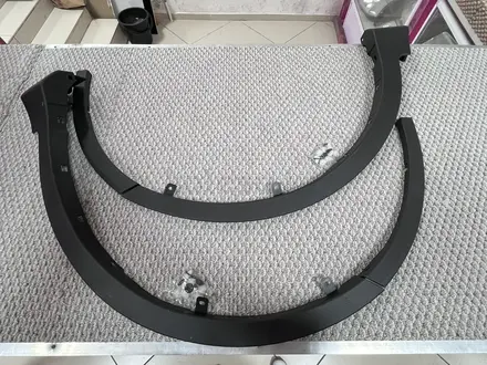 Передние накладки на крыло Toyota Rav4 (2012-2015) за 14 000 тг. в Астана – фото 2