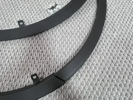 Передние накладки на крыло Toyota Rav4 (2012-2015) за 14 000 тг. в Астана – фото 3