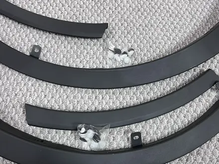 Передние накладки на крыло Toyota Rav4 (2012-2015) за 14 000 тг. в Астана – фото 6