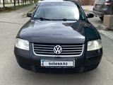 Volkswagen Passat 2002 годаүшін2 600 000 тг. в Уральск