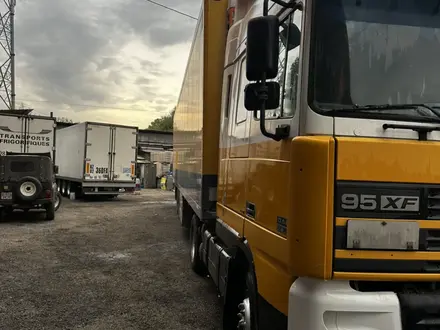 DAF  95XF 2000 года за 16 000 000 тг. в Алматы – фото 3