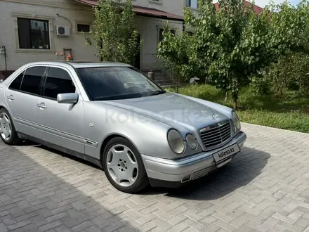 Mercedes-Benz E-Class, 1999