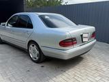 Mercedes-Benz E 320 1999 года за 3 800 000 тг. в Алматы – фото 4