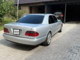 Mercedes-Benz E 320 1999 года за 3 800 000 тг. в Алматы – фото 3