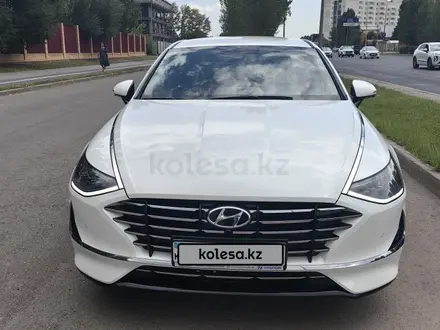 Hyundai Sonata 2022 года за 14 200 000 тг. в Астана – фото 3