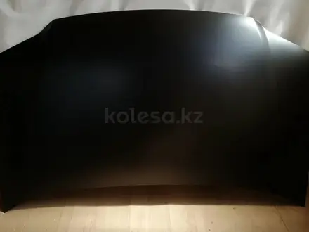 Капот Volkswagen Caddy за 1 000 тг. в Астана