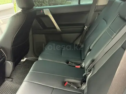 Toyota Land Cruiser Prado 2013 года за 16 400 000 тг. в Алматы – фото 22