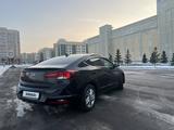 Hyundai Elantra 2019 годаүшін8 600 000 тг. в Астана – фото 5