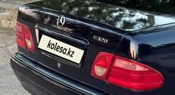 Mercedes-Benz E 320 1996 года за 1 850 000 тг. в Шымкент – фото 2