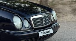 Mercedes-Benz E 320 1996 года за 1 850 000 тг. в Шымкент – фото 3