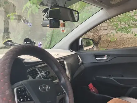 Hyundai Accent 2021 года за 5 700 000 тг. в Экибастуз – фото 9