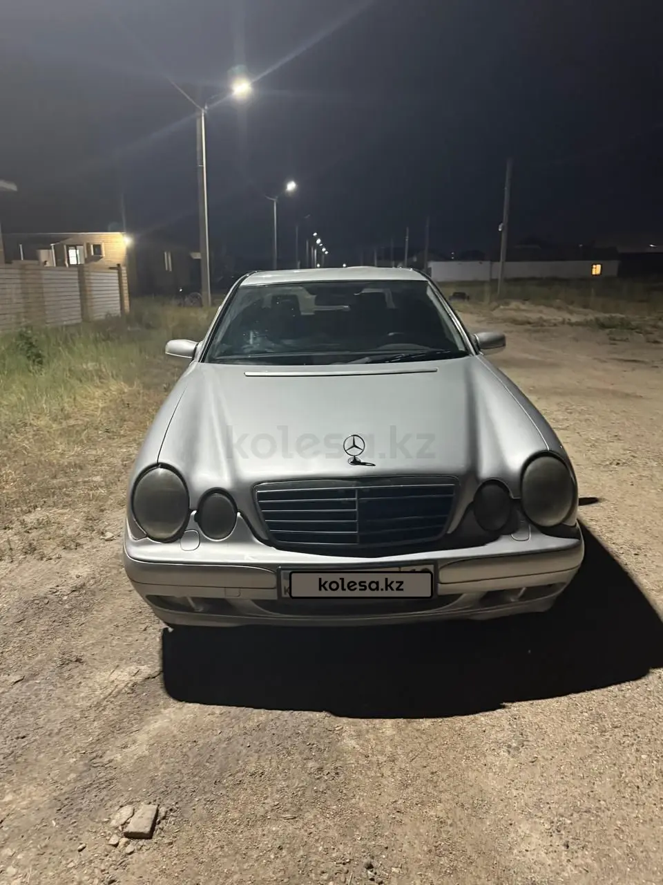 Mercedes-Benz E-Class, 2002