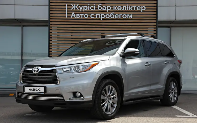 Toyota Highlander 2014 года за 16 890 000 тг. в Алматы