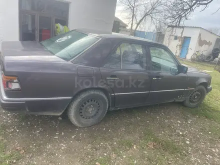 Mercedes-Benz E 200 1991 года за 750 000 тг. в Шымкент