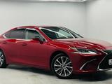 Lexus ES 250 2019 года за 17 300 000 тг. в Алматы – фото 3