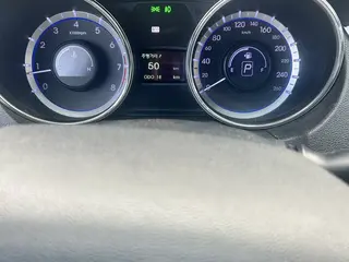 Hyundai Sonata, 2010