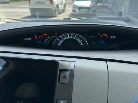 Toyota Estima 2006 года за 4 500 000 тг. в Астана – фото 9