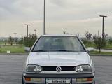 Volkswagen Golf 1995 года за 2 200 000 тг. в Шымкент