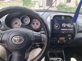 Toyota RAV4 2003 года за 4 500 000 тг. в Атырау – фото 4