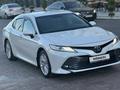 Toyota Camry 2018 годаfor14 200 000 тг. в Шымкент