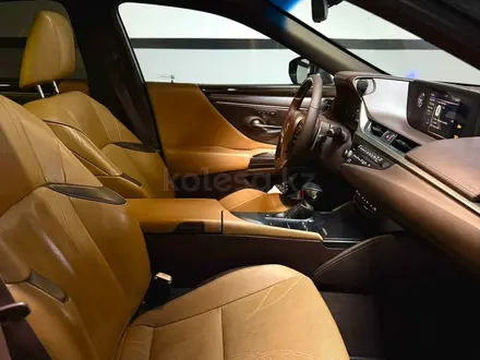 Lexus ES 250 2020 года за 18 500 000 тг. в Астана – фото 11