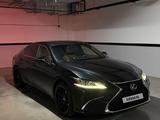 Lexus ES 250 2020 года за 18 500 000 тг. в Астана