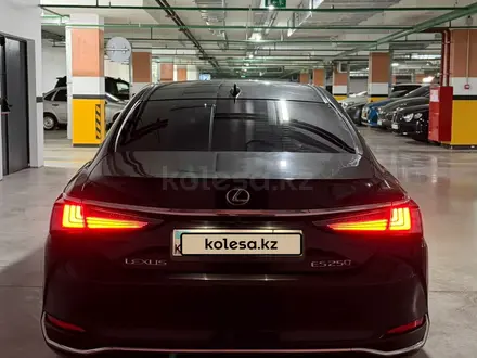 Lexus ES 250 2020 года за 18 500 000 тг. в Астана – фото 5