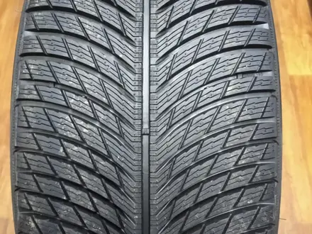 Michelin pilot Alpine 5 235/45/21-265/40/21үшін1 320 000 тг. в Алматы