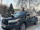 Toyota Highlander 2014 годаfor16 300 000 тг. в Алматы