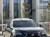 Lexus ES 300h 2021 года за 18 500 000 тг. в Актау – фото 2