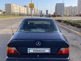 Mercedes-Benz E 220 1993 года за 1 150 000 тг. в Астана – фото 5