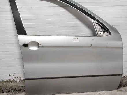Дверь передний правый-левый на BMW X5 E53 за 25 000 тг. в Алматы