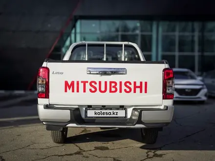 Mitsubishi L200 2022 года за 13 890 000 тг. в Алматы – фото 4