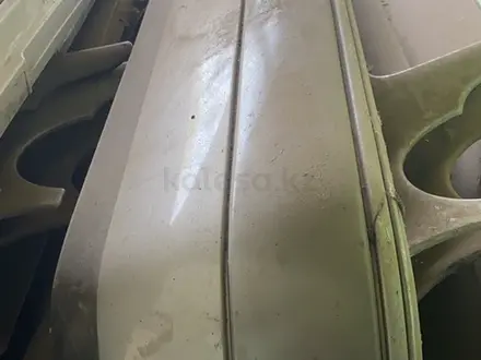 Задний бампер на Мерседес 210 за 100 000 тг. в Шымкент – фото 4