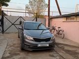 Kia Rio 2015 года за 5 000 000 тг. в Уральск – фото 2