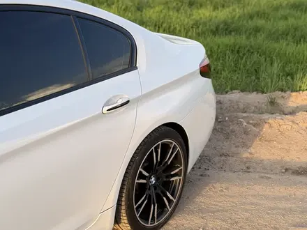 BMW 530 2018 года за 18 500 000 тг. в Алматы – фото 21