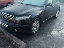 Infiniti FX35, 2005