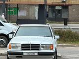 Mercedes-Benz E 200 1988 годаүшін1 200 000 тг. в Астана – фото 2