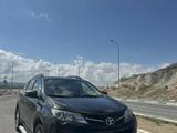 Toyota RAV4 2015 годаүшін10 880 000 тг. в Актобе