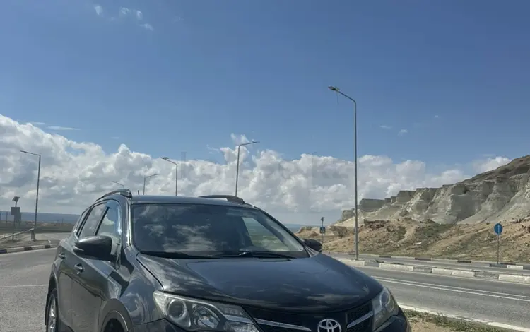 Toyota RAV4 2015 годаүшін10 880 000 тг. в Актобе