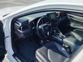 Toyota Camry 2021 года за 17 550 000 тг. в Шымкент