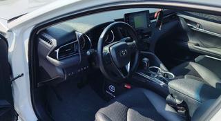 Toyota Camry 2021 года за 17 550 000 тг. в Шымкент
