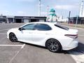 Toyota Camry 2021 года за 17 550 000 тг. в Шымкент – фото 3