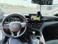 Toyota Camry 2021 года за 17 550 000 тг. в Шымкент – фото 5