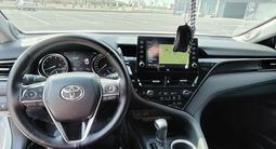 Toyota Camry 2021 года за 17 550 000 тг. в Шымкент – фото 5